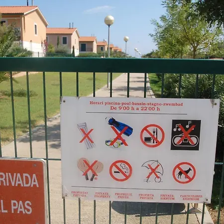 Daro 3d 35 Mas Pinell Hébergement de vacances *