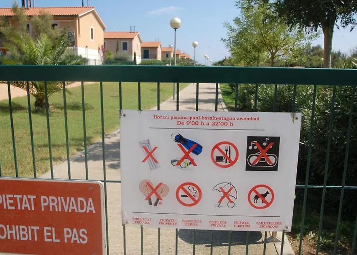 Daro 3d 35 Mas Pinell Hébergement de vacances *
